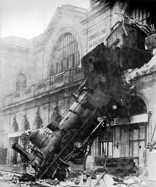 Trumponomics ends in a train wreck? (Photo credited to the firm Levy & fils by this site. (It is credited to a photographer "Kuhn" by another publisher [1].) (the source was not disclosed by its uploader.) [Public domain], via Wikimedia Commons)